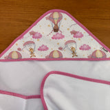 Toalha Fralda de Banho com Capuz Premium - Balões e Paraquedas Rosa