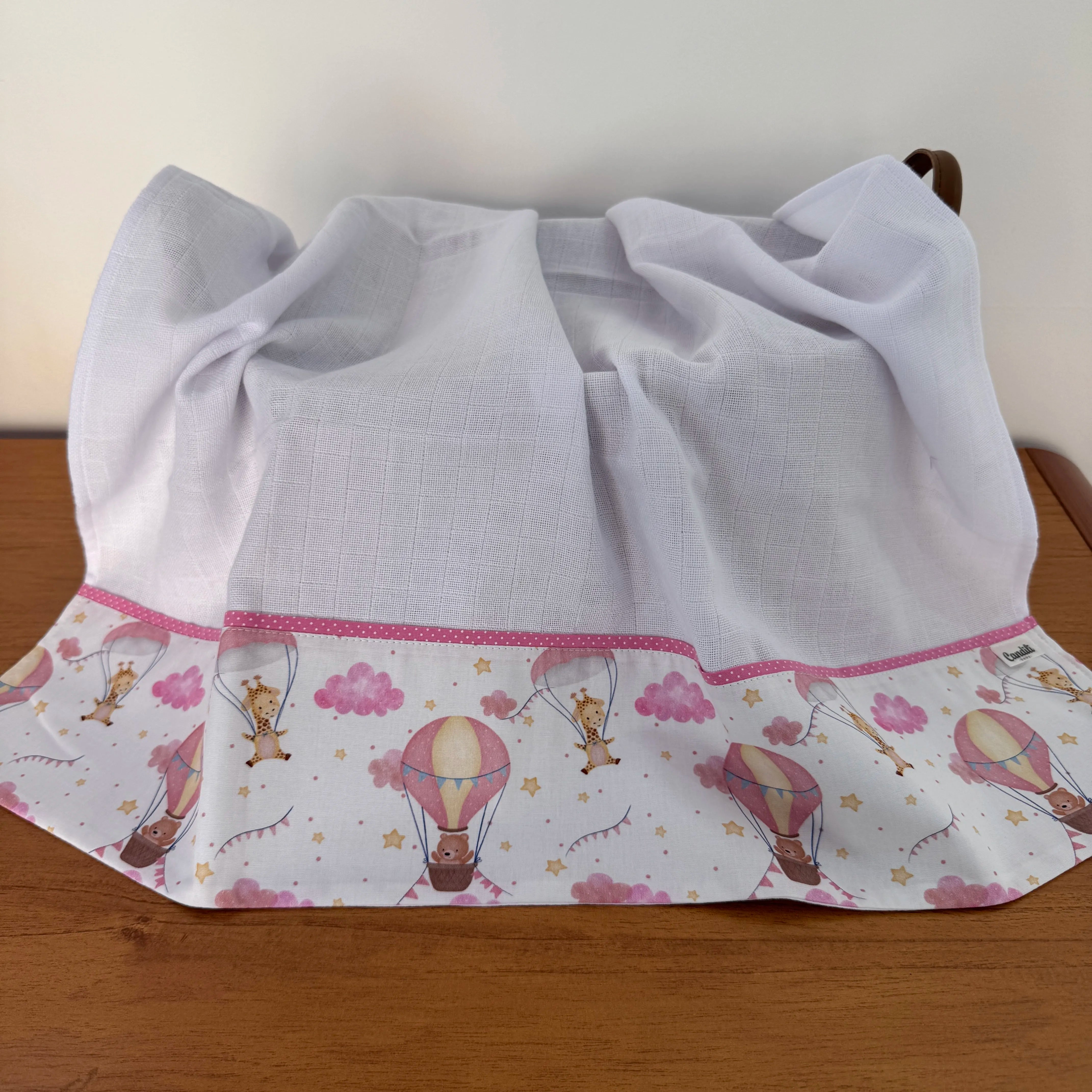 Fralda Multiuso - Balões e Paraquedas Rosa