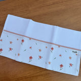 Fralda de Ombro - Flores e Folhas