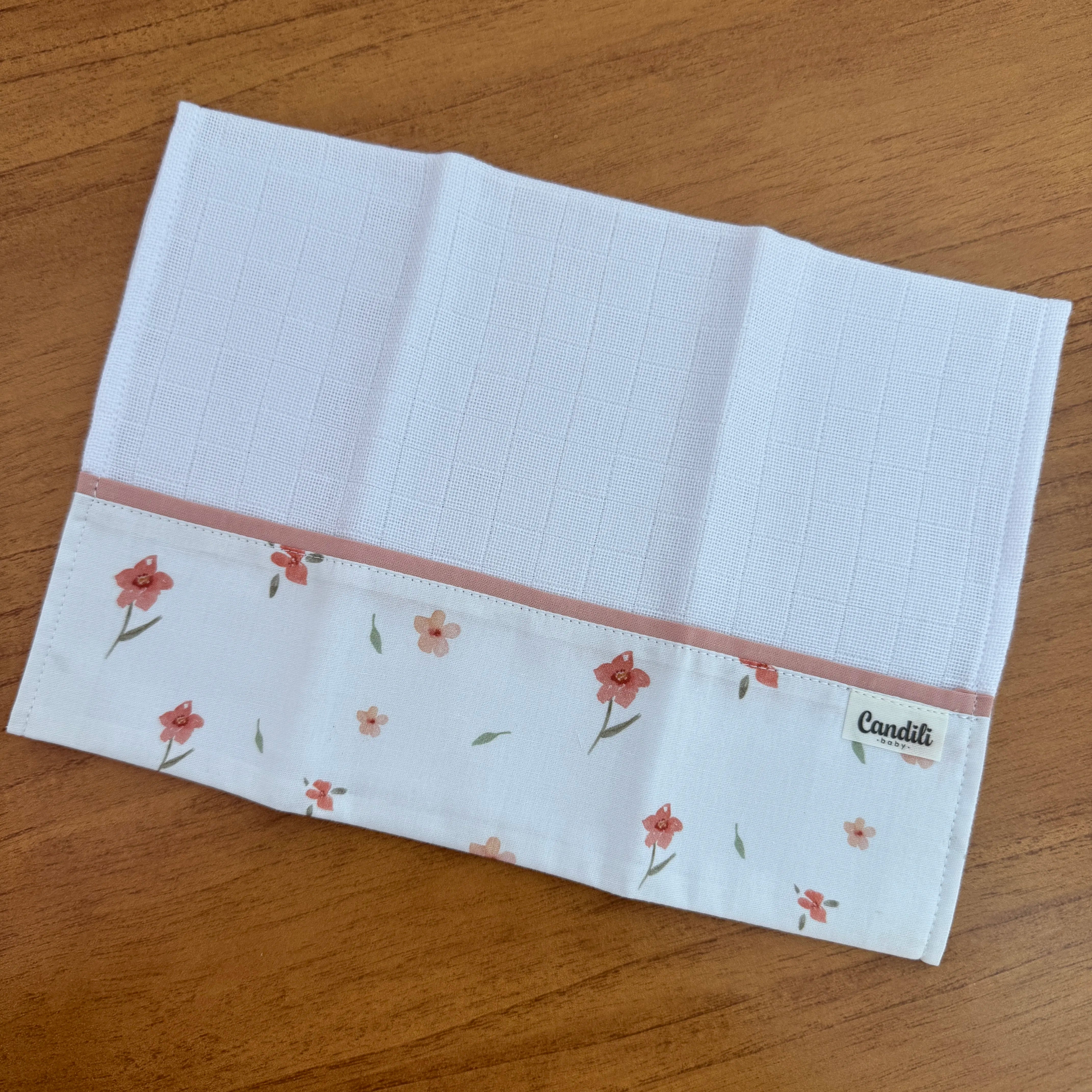 Fralda de Boca Barradinho - Flores e Folhas