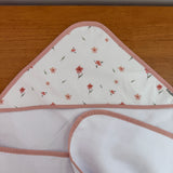 Toalha Fralda de Banho com Capuz Premium - Flores e Folhas