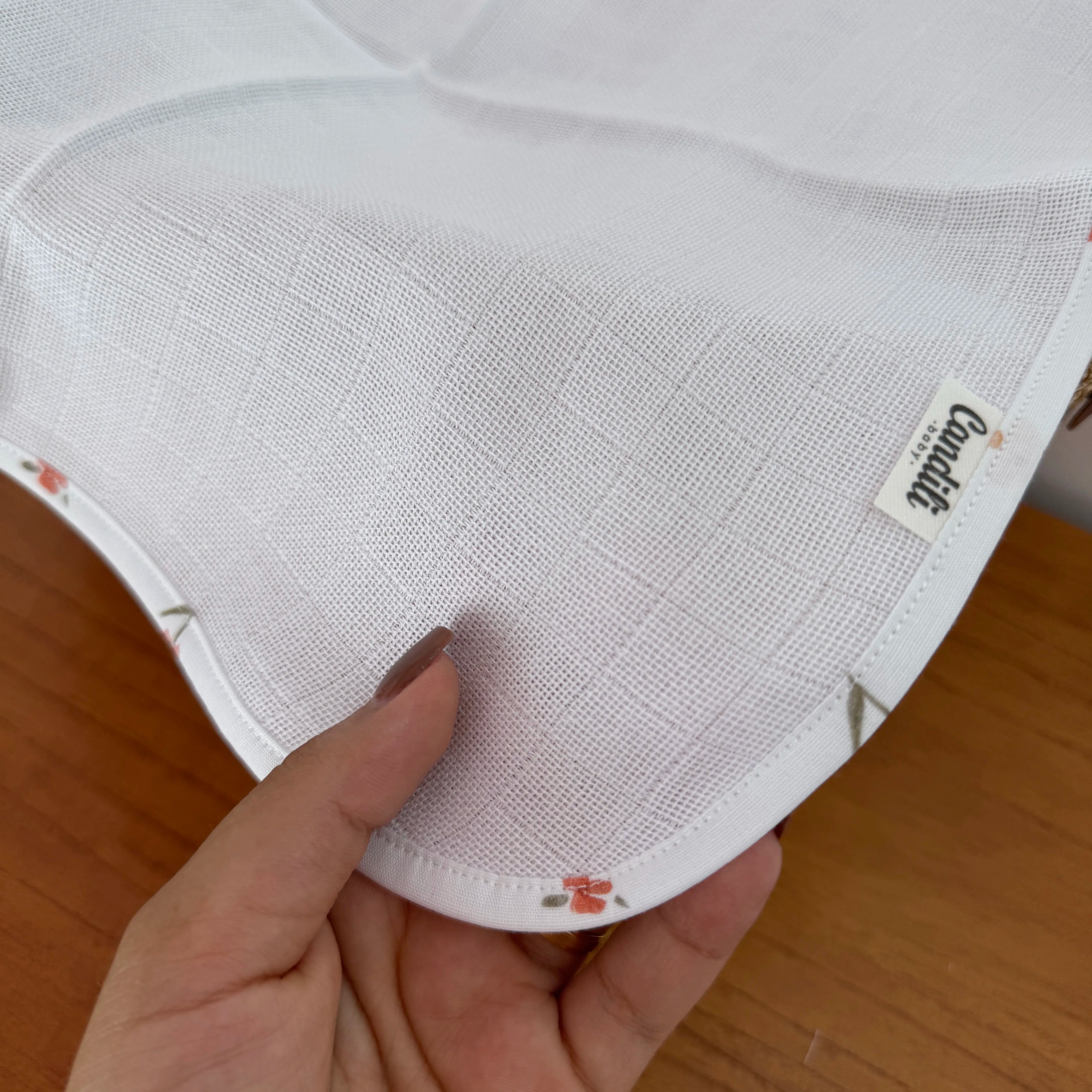 Fralda de Boca Slim - Flores e Folhas