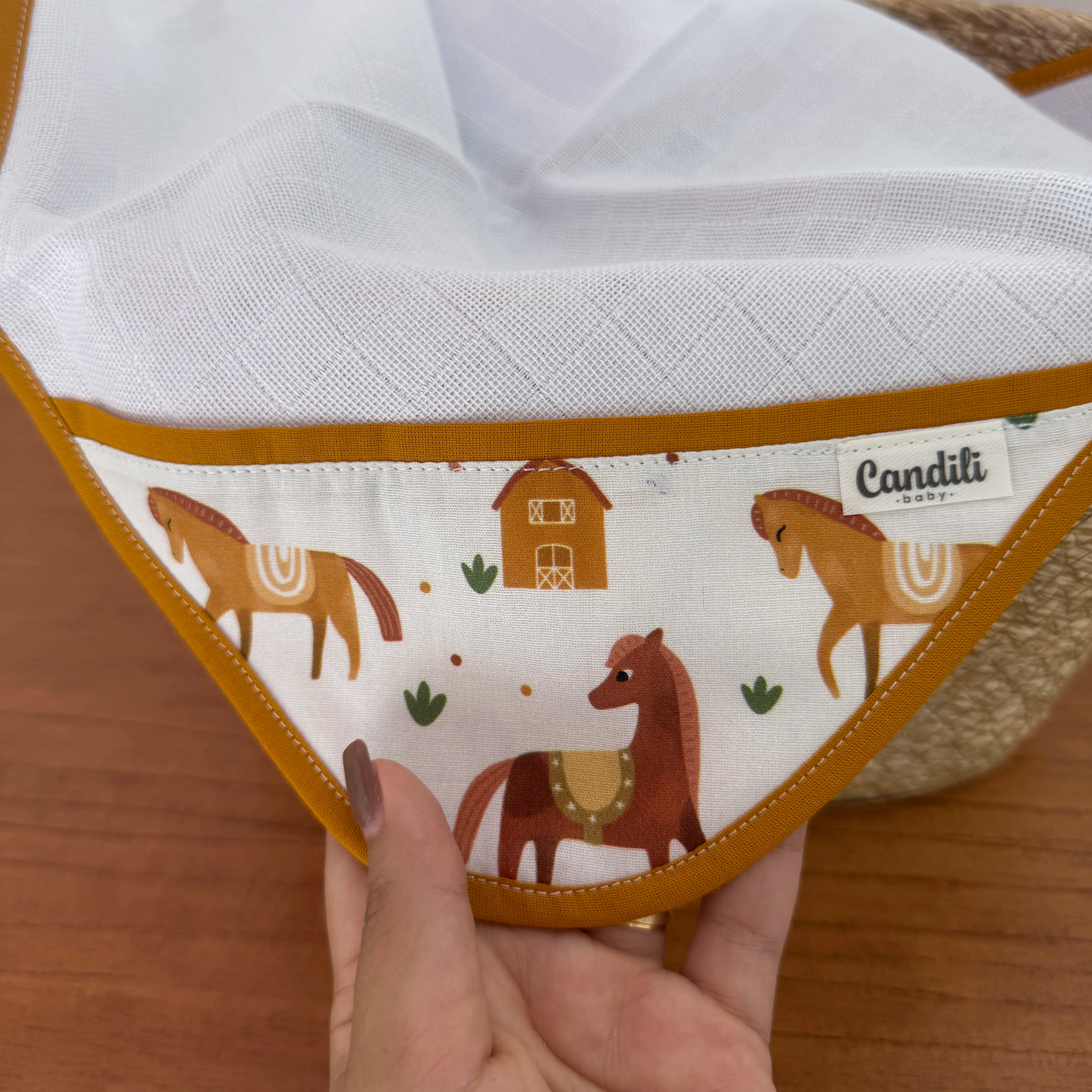 Fralda de Boca Cantinho - Cavalinhos