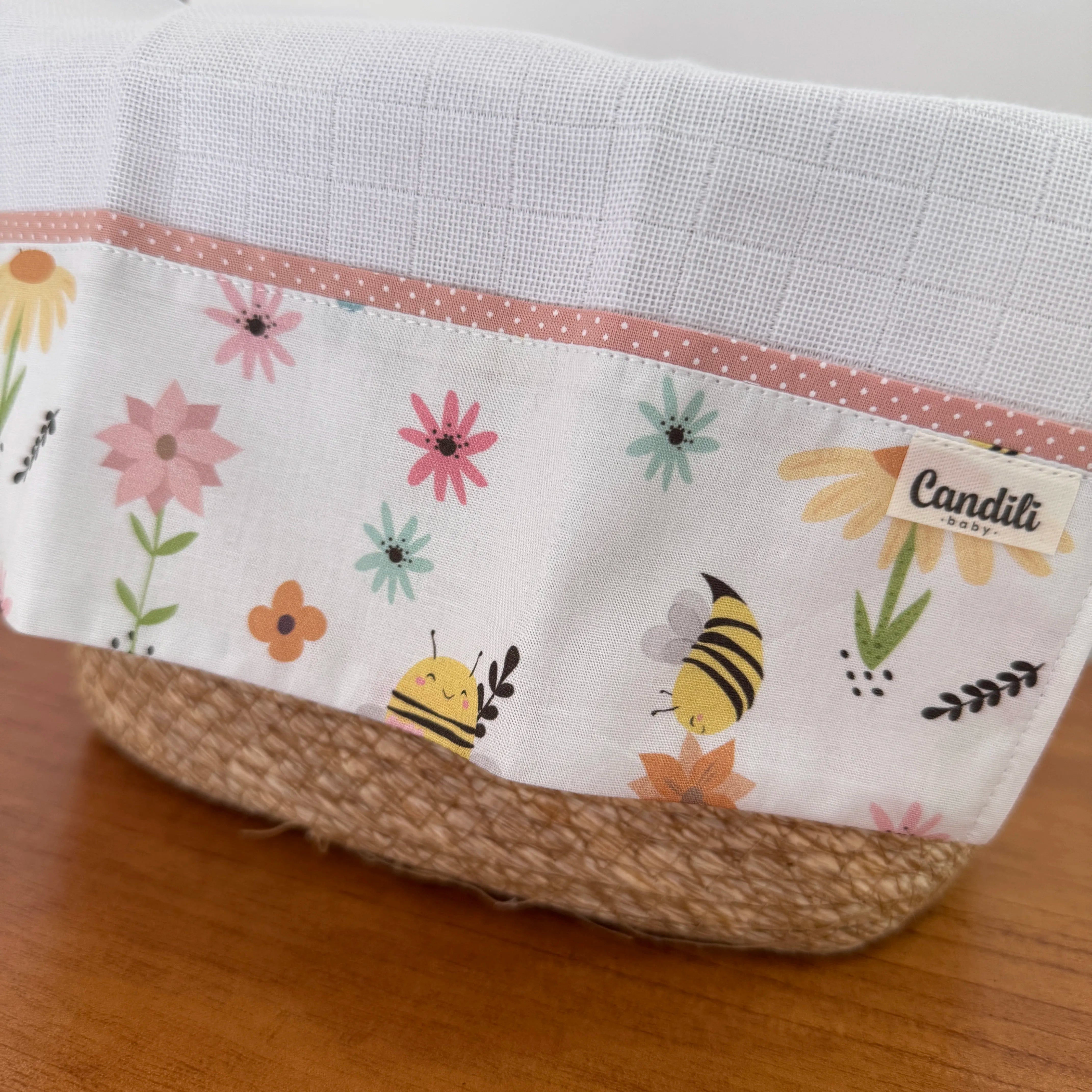Fralda de Boca Barradinho - Abelhas no Jardim