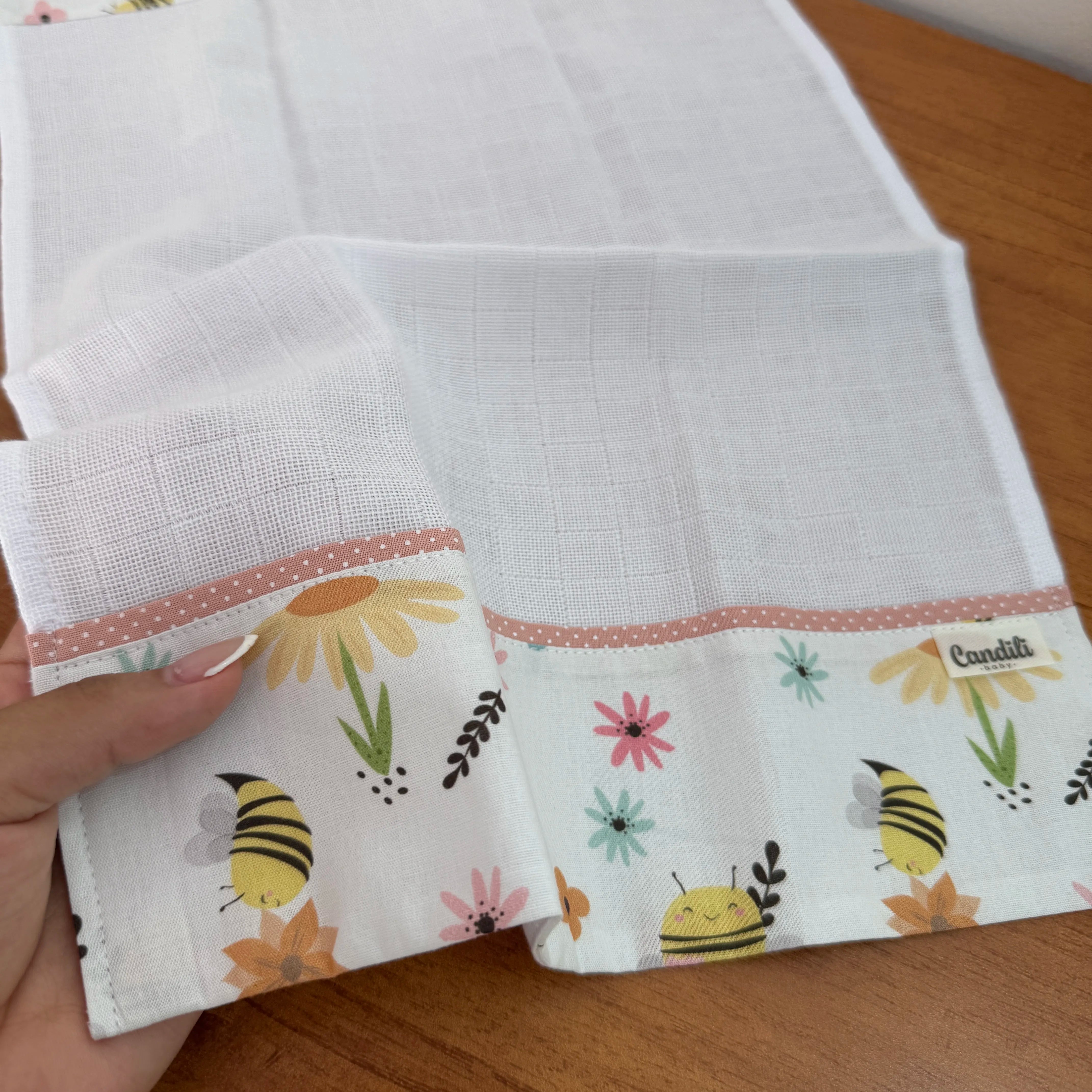 Fralda de Boca Barradinho - Abelhas no Jardim