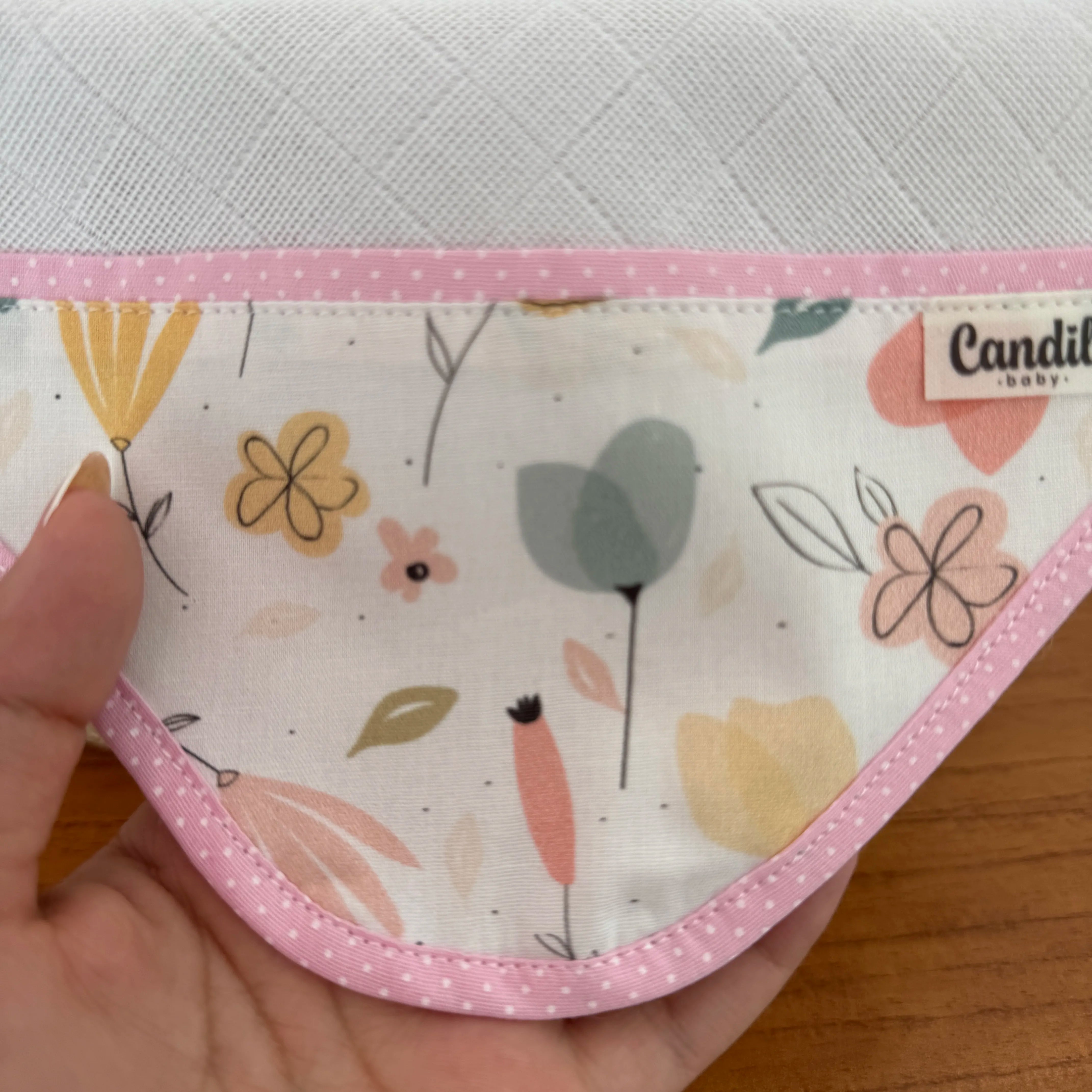 Fralda de Boca Cantinho - Floral