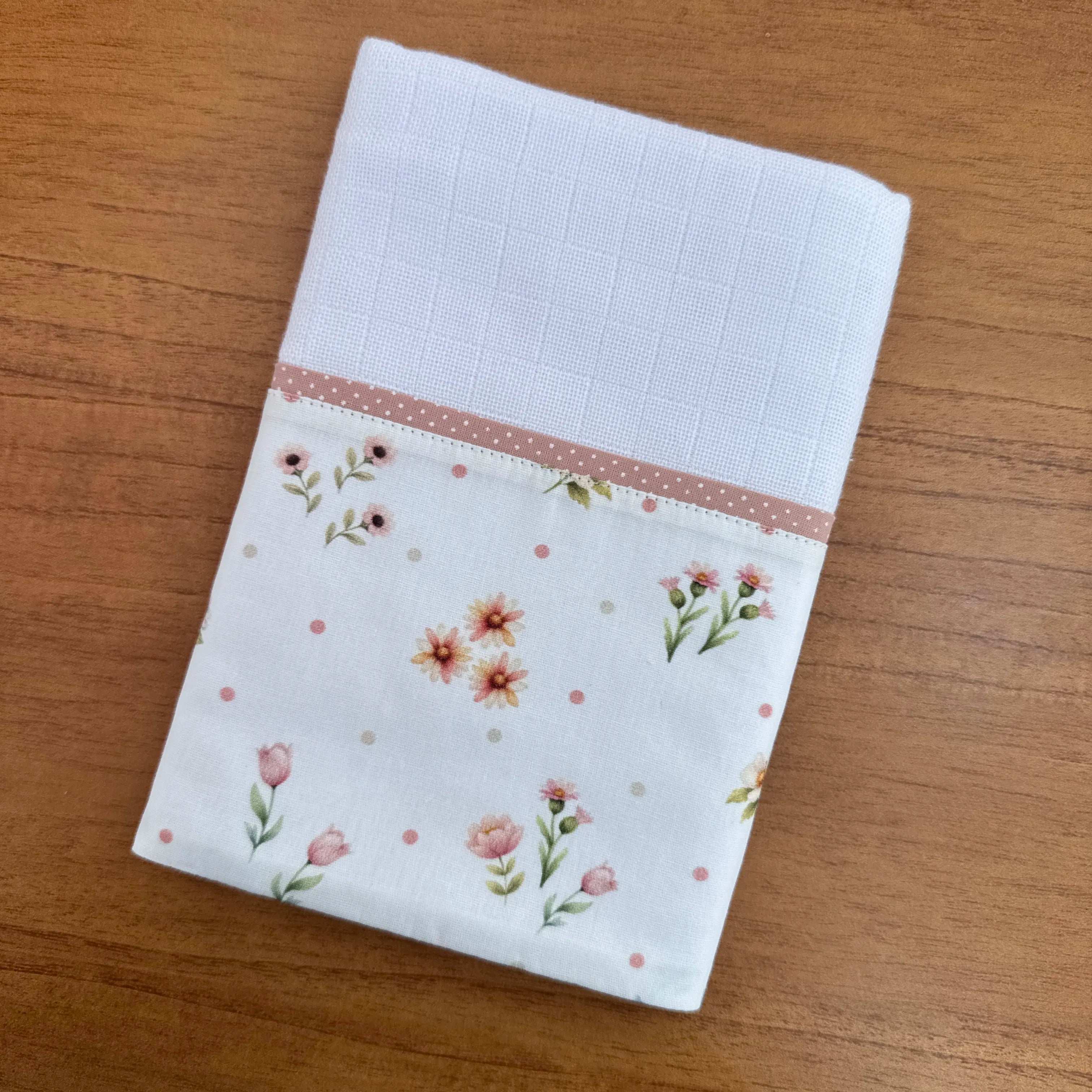 Kit Afeto 6 Peças: Fraldas de Boca, Fralda de Ombro, Fralda Multiuso e Toalha de Banho - Primavera