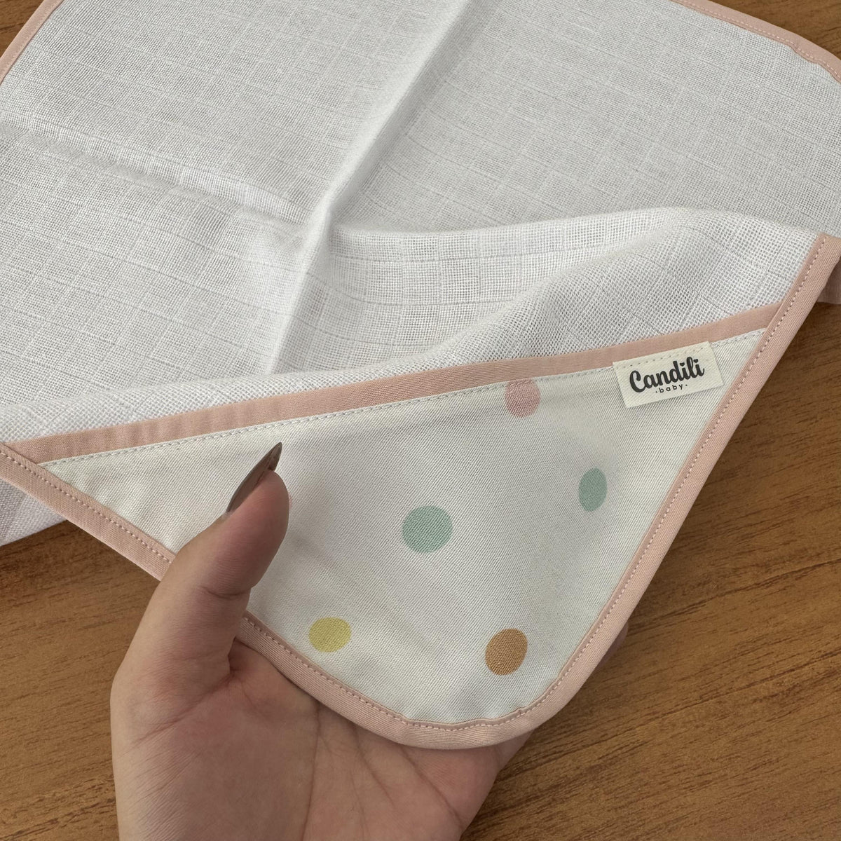 Fralda de Boca Cantinho Premium 100% Algodão - Bolinhas Rosas