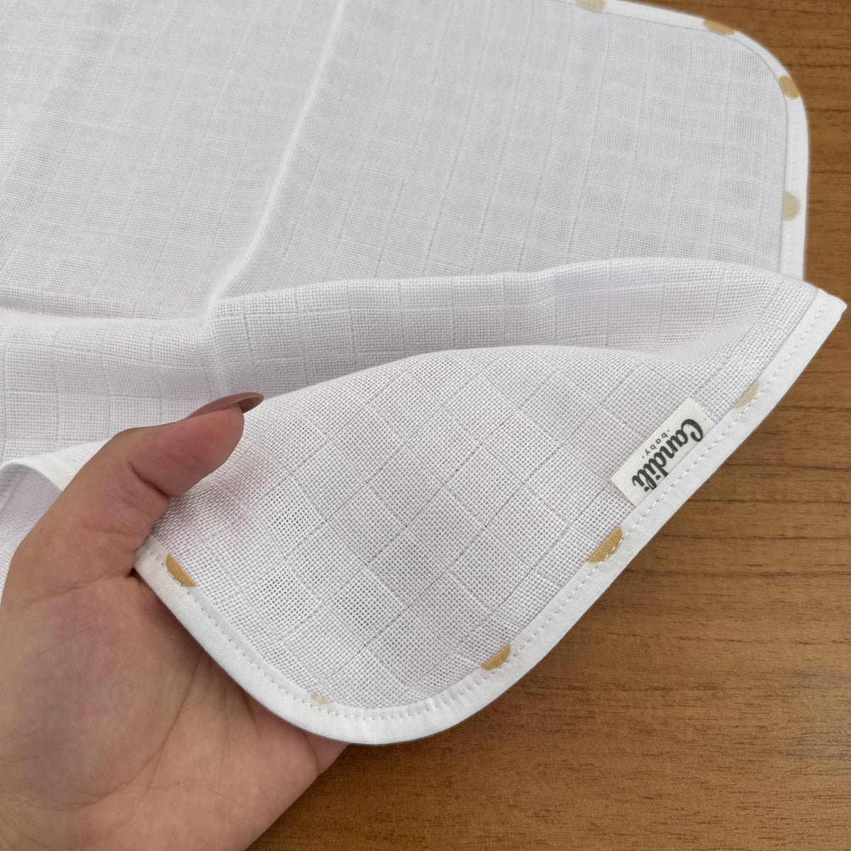 Fralda de Boca Slim Premium 100% Algodão - Bolinhas Neutras