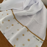 Fralda de Ombro Premium 100% Algodão - Bolinhas Neutras