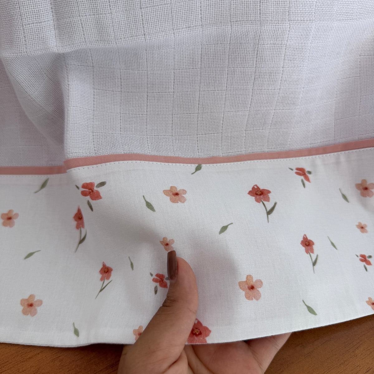 Kit Enxoval Passeio 3 Peças – Flores e Folhas