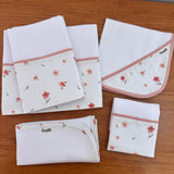 Kit Enxoval Essencial 5 Peças – Flores e Folhas
