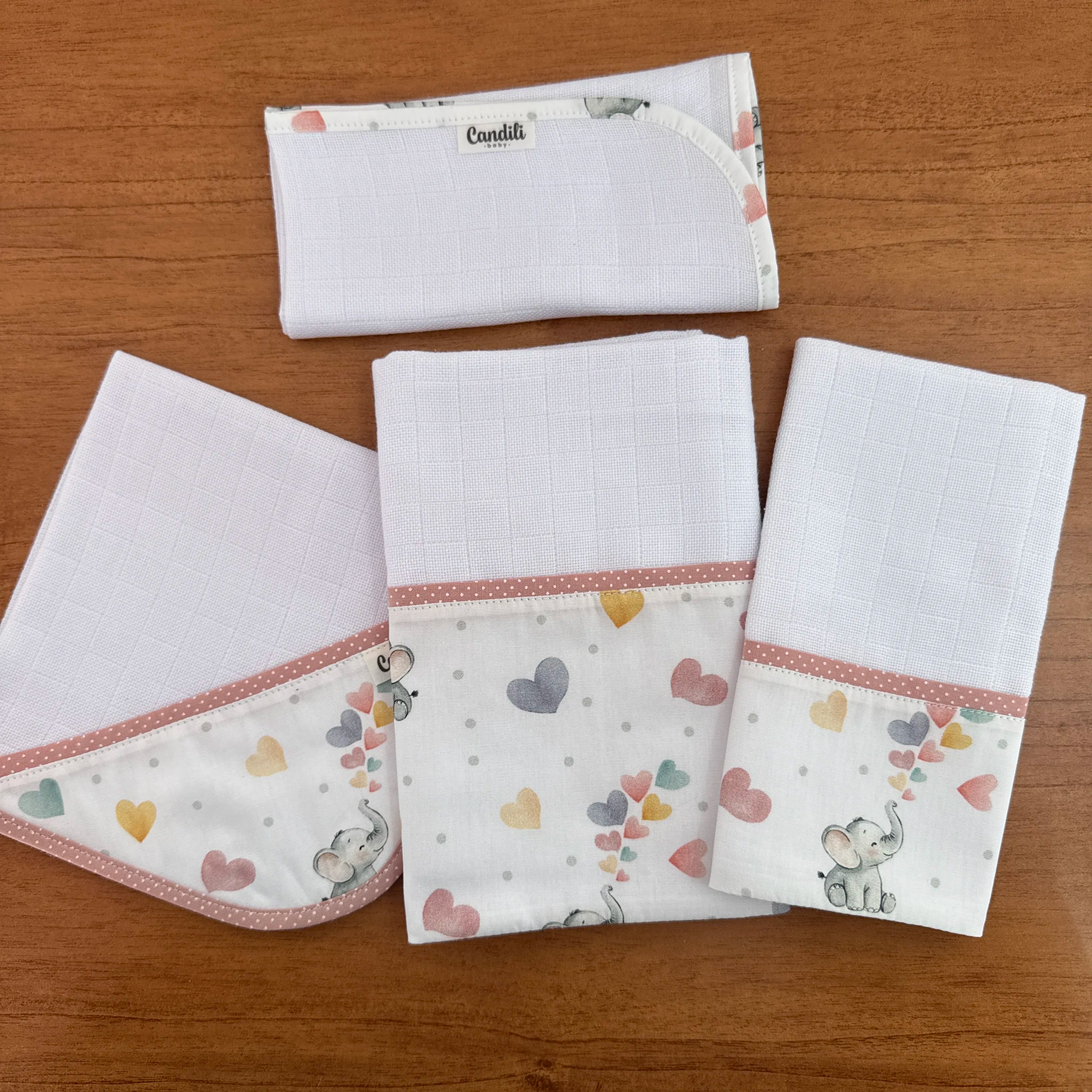 Kit Encanto 4 Peças: Fraldas de Boca e Fralda de Ombro - Elefantinha