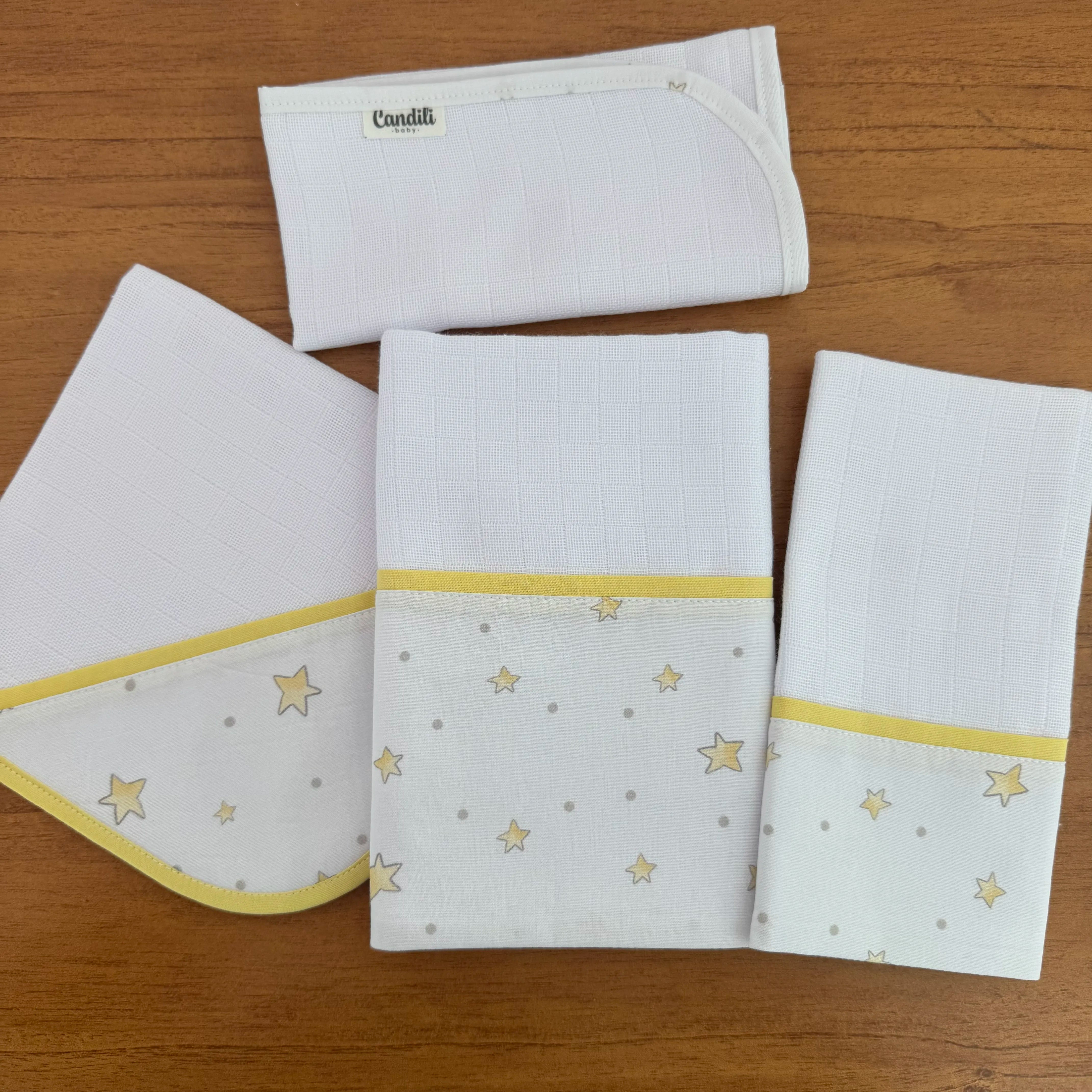 Kit Encanto 4 Peças: Fraldas de Boca e Fralda de Ombro - Estrelinhas