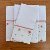 Kit Enxoval Passeio 3 Peças – Flores e Folhas